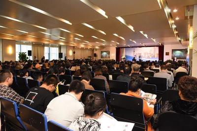 滬語(yǔ)新聲，情系浦江——《鳳凰老江連線(xiàn)》“上海話(huà) 上海情”文化藝術(shù)交流活動(dòng)策劃