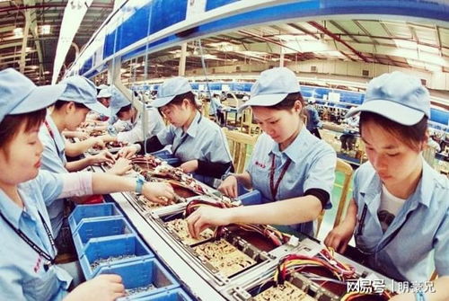 廠門內外 一名女保安眼中的情感浮沉與守護